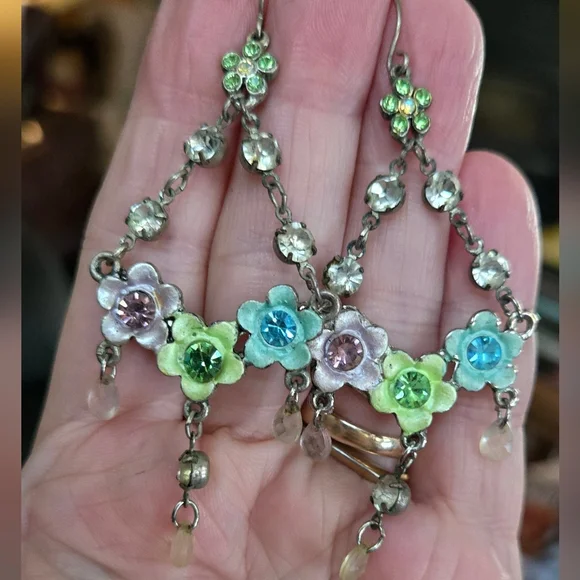 Floral Crystal Vintage Chandelier Earrings - Picture 3 of 5